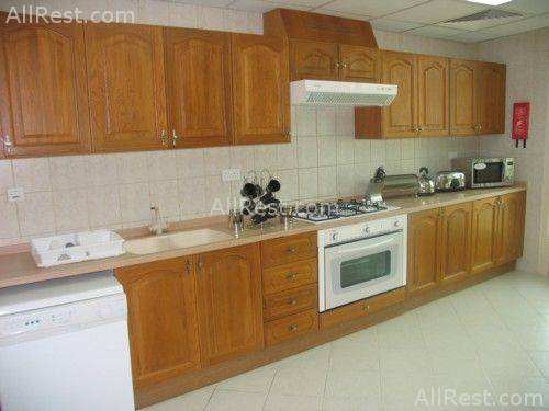 Al Murooj Rotana Suites 17